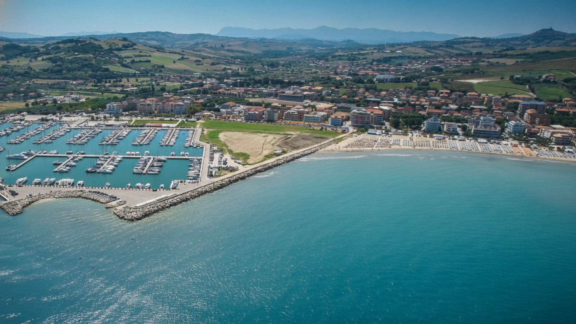 Casa Viale Marconi, Monte San Pietrangeli (Marche)